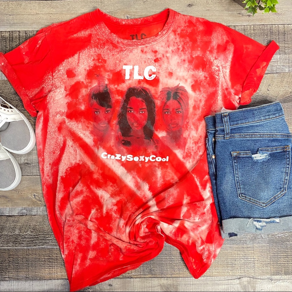 TLC Short Sleeve Tee Red Bleach Dyed Size Large